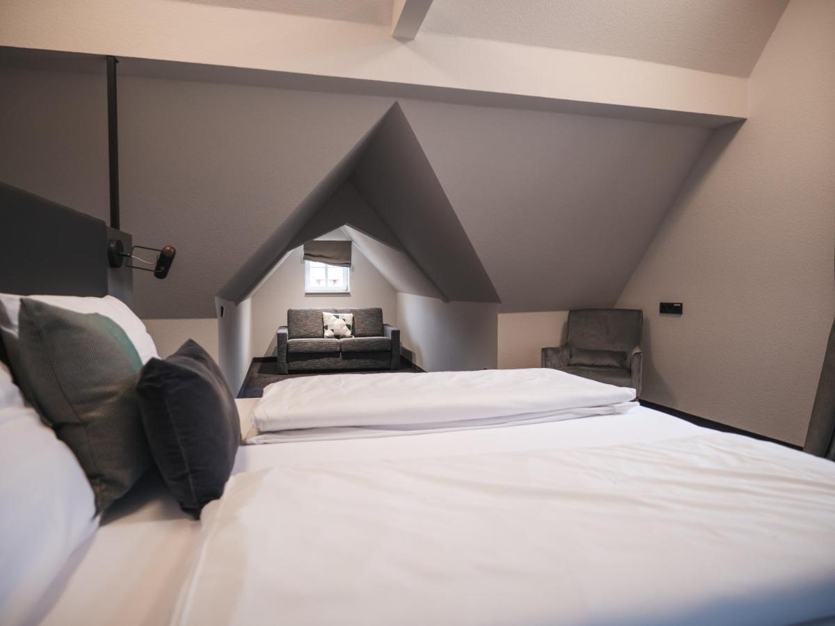 ホテル Steinhaus 1718 Büdingen エクステリア 写真